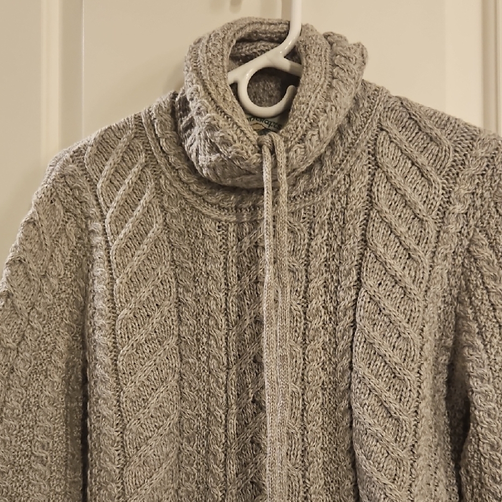 Aran Crafts Gray Turtleneck Sweater with Cable Knit Design